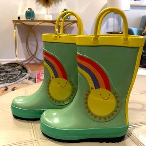 Adorable girls rain boots. Brand new!